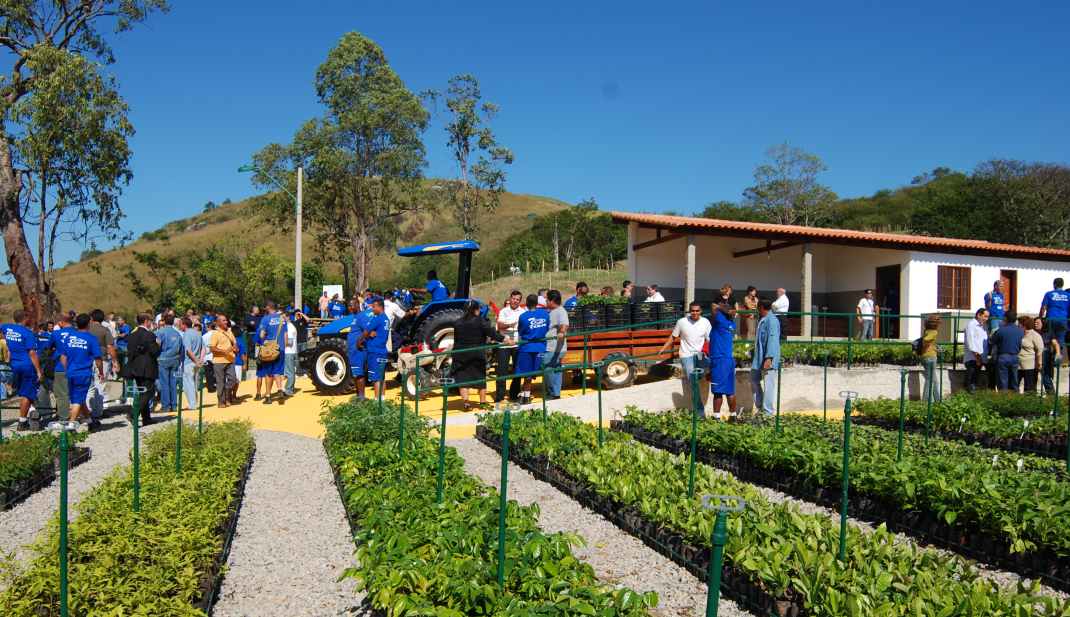 Replantando Vida - CEDAE